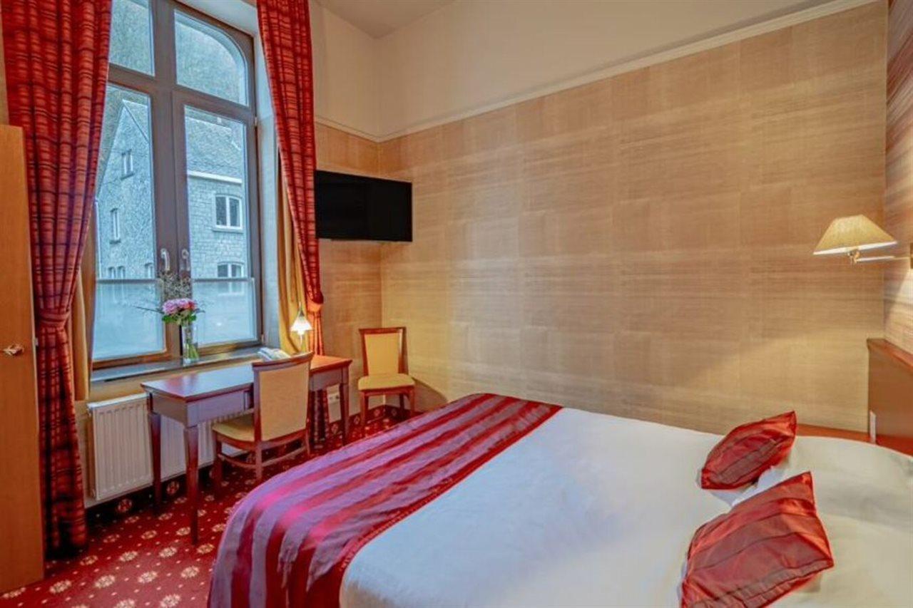 Des Comtes Hotel