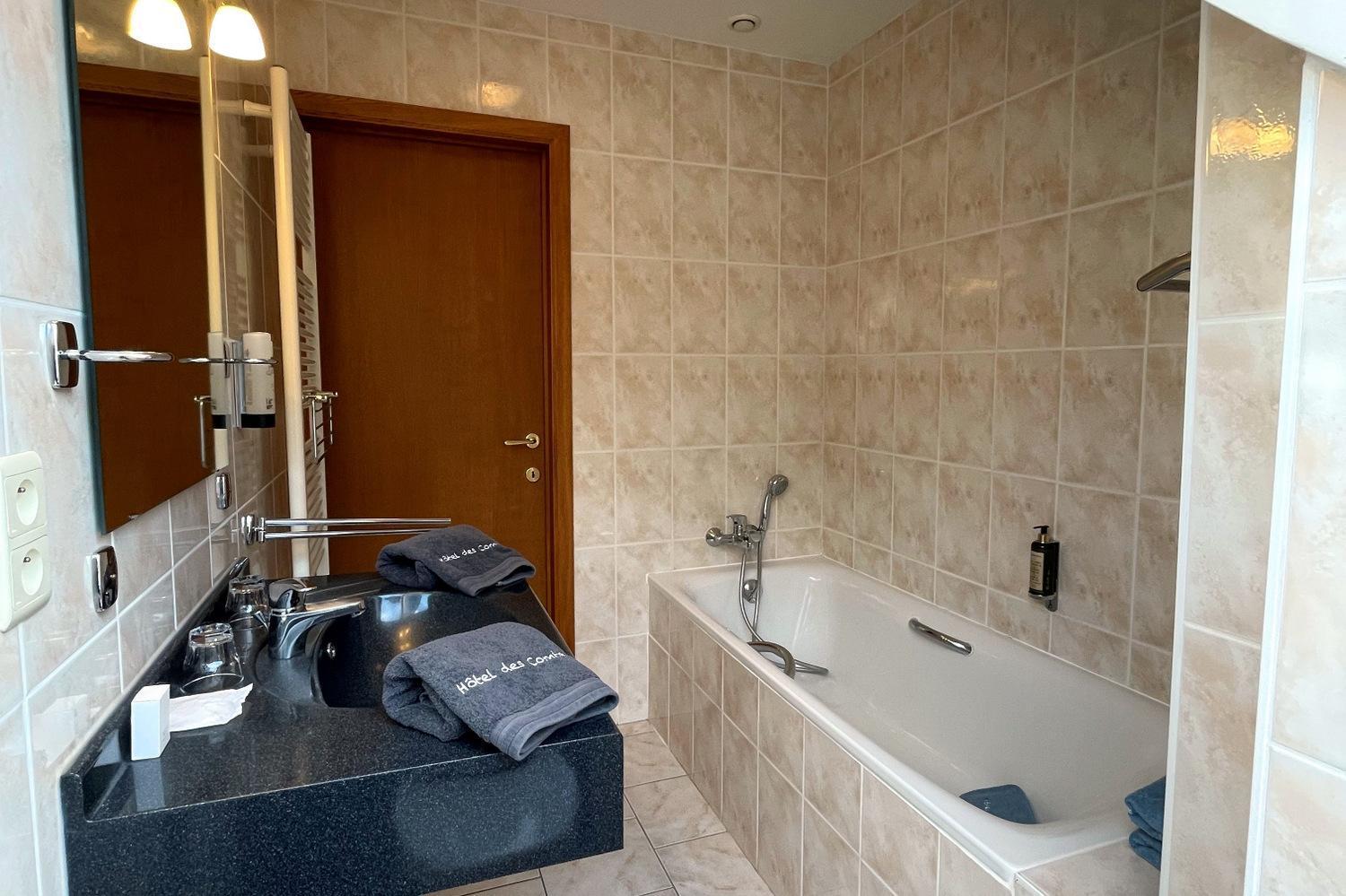 Hotel Des Comtes 3*