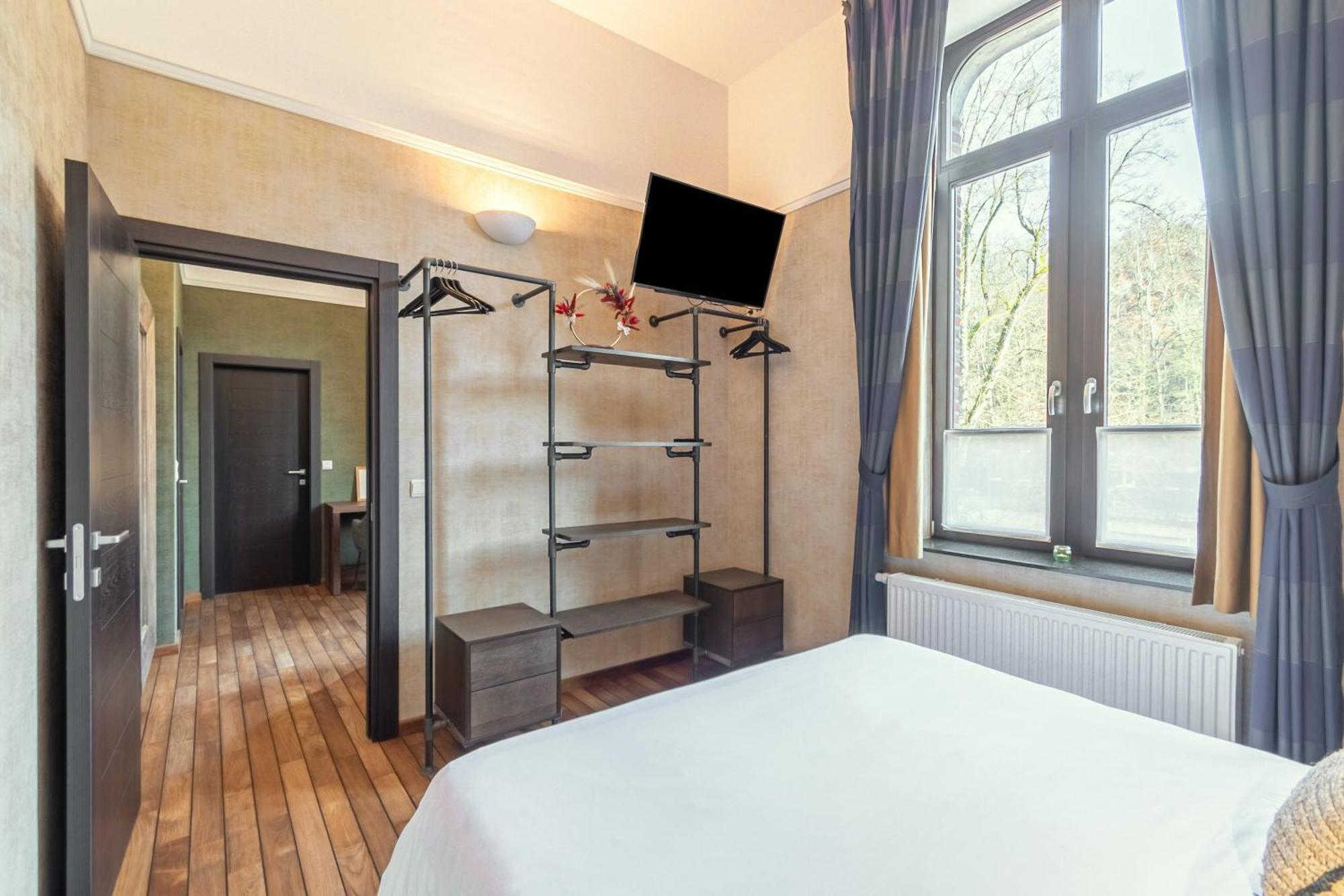 Des Comtes Hotel