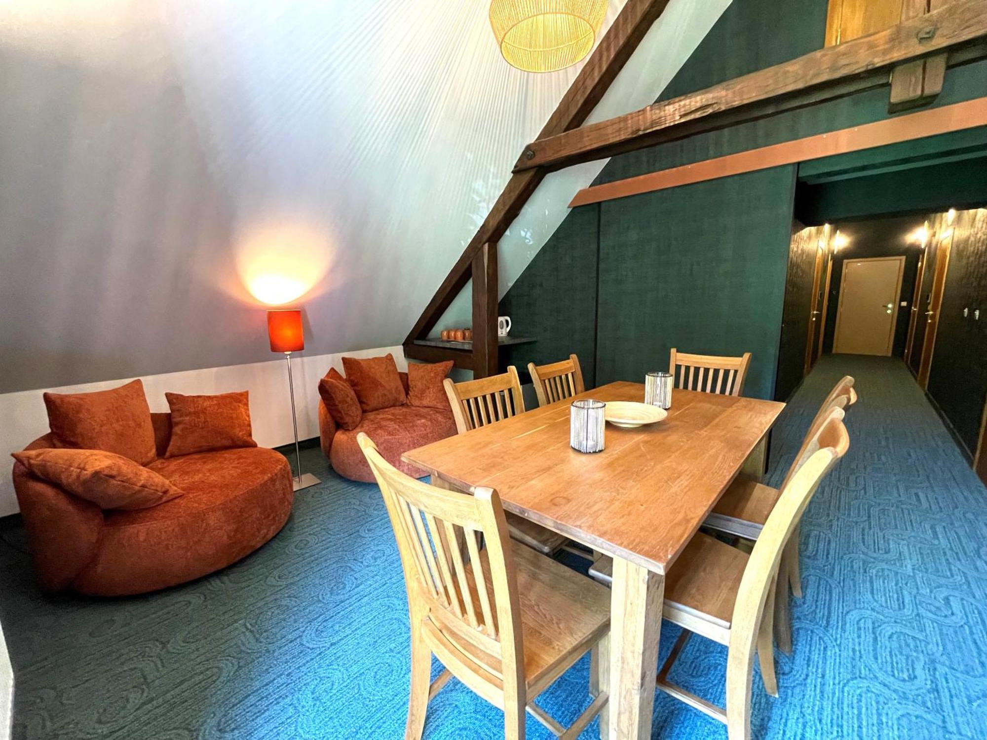 Des Comtes Hotel