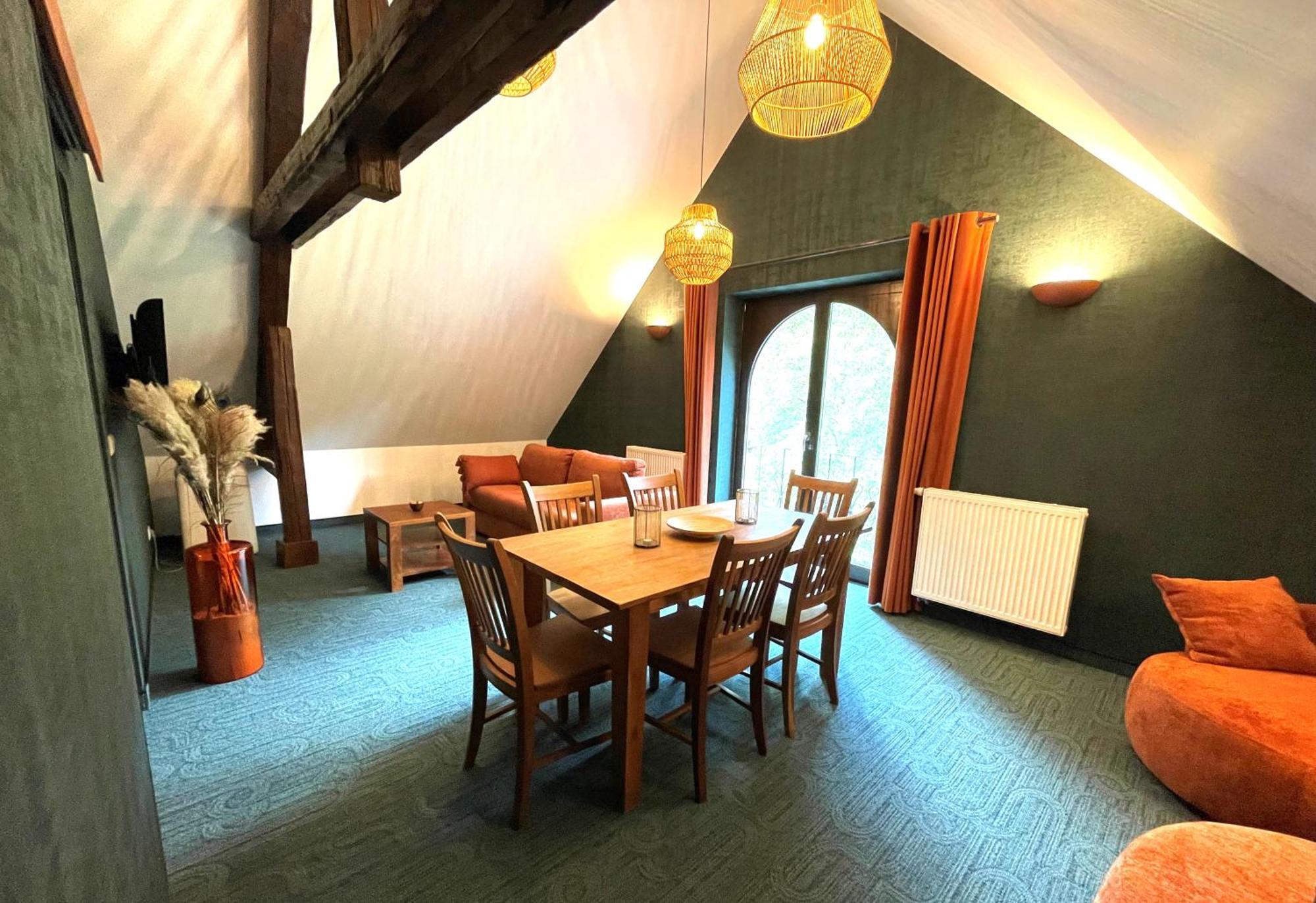 Des Comtes Hotel 3*